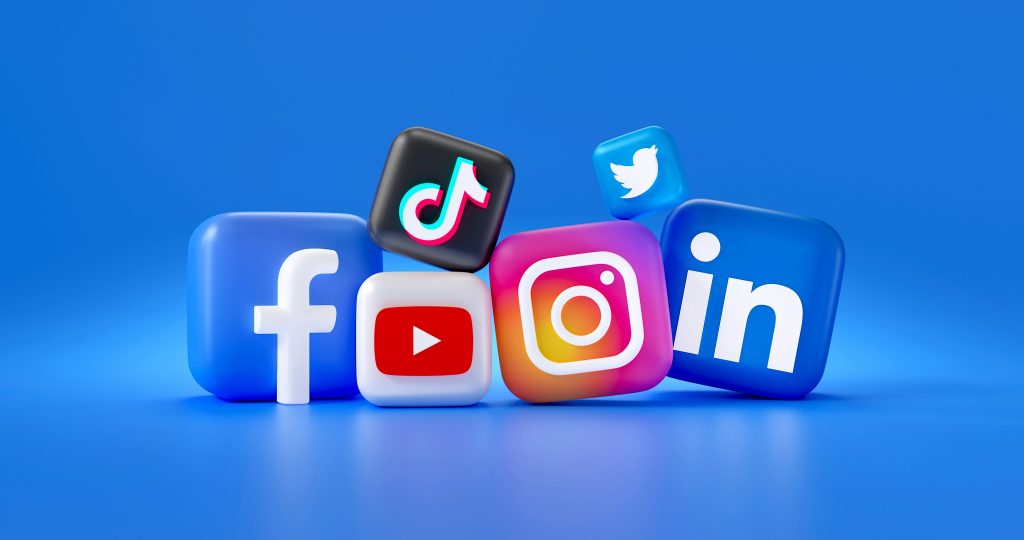 social media marketing platforms for business growth